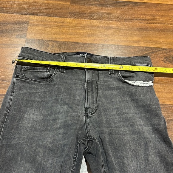 Hollister jeans - Picture 9 of 12